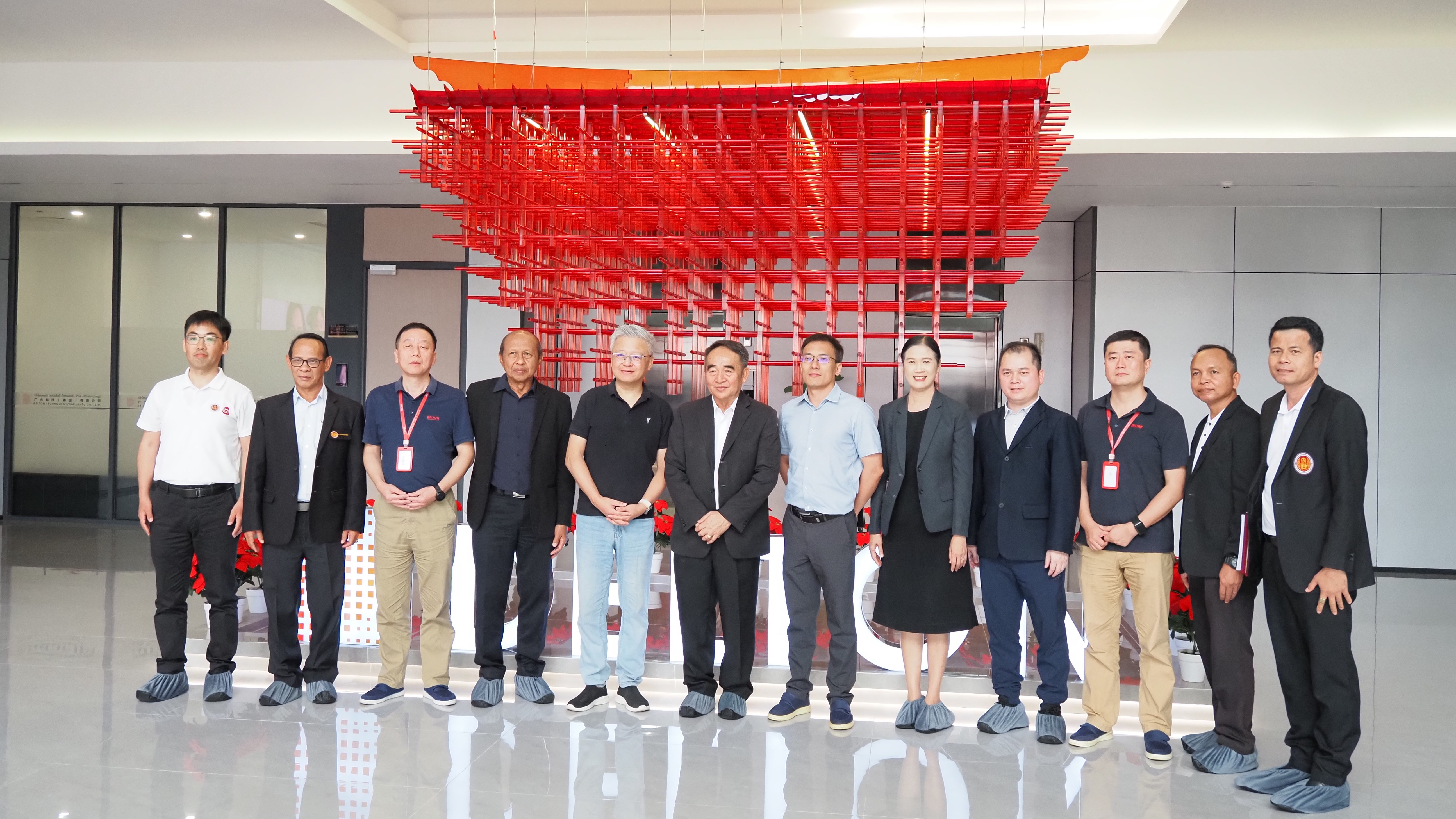 校企合作新突破！泰国8455线路检测中心官网连签两所院校